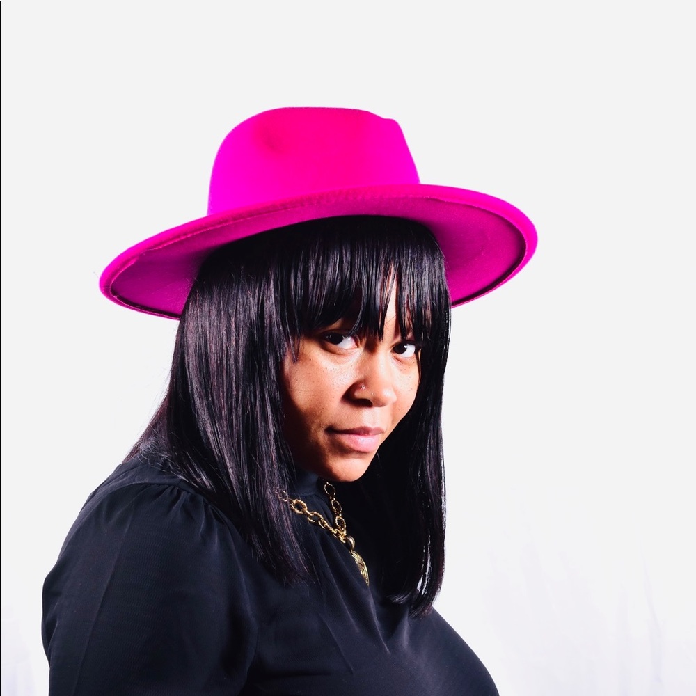 Fedora - Picture 2 of 3